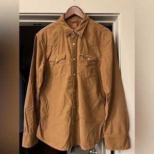 Levi’s Barstow” Corduroy Western Shirt in Large. Made in India.